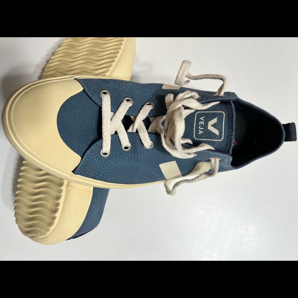 Almost NEW..barley worn..VEJA tennis shoes